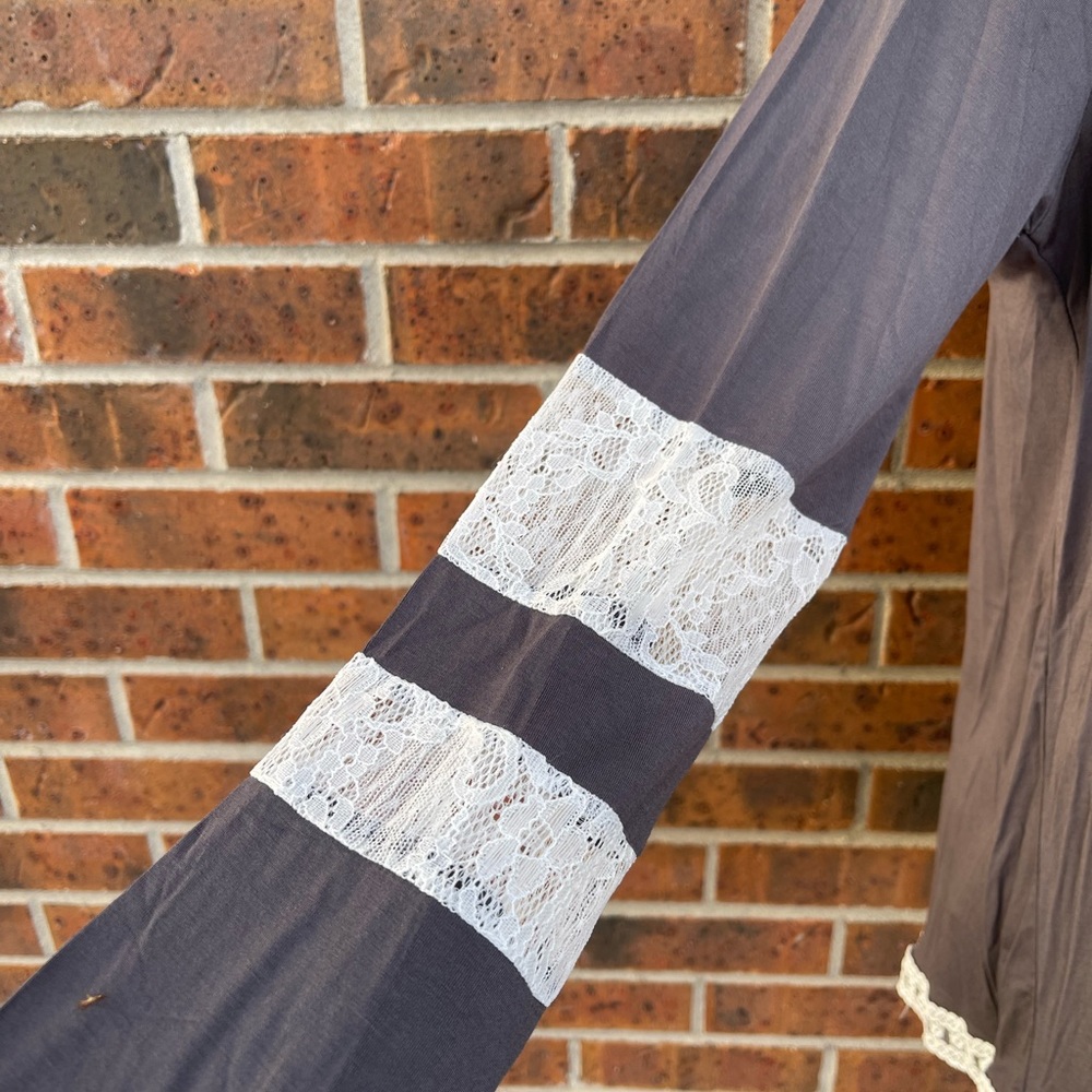 Gray Lace Detailed Top - Picture 3 of 3